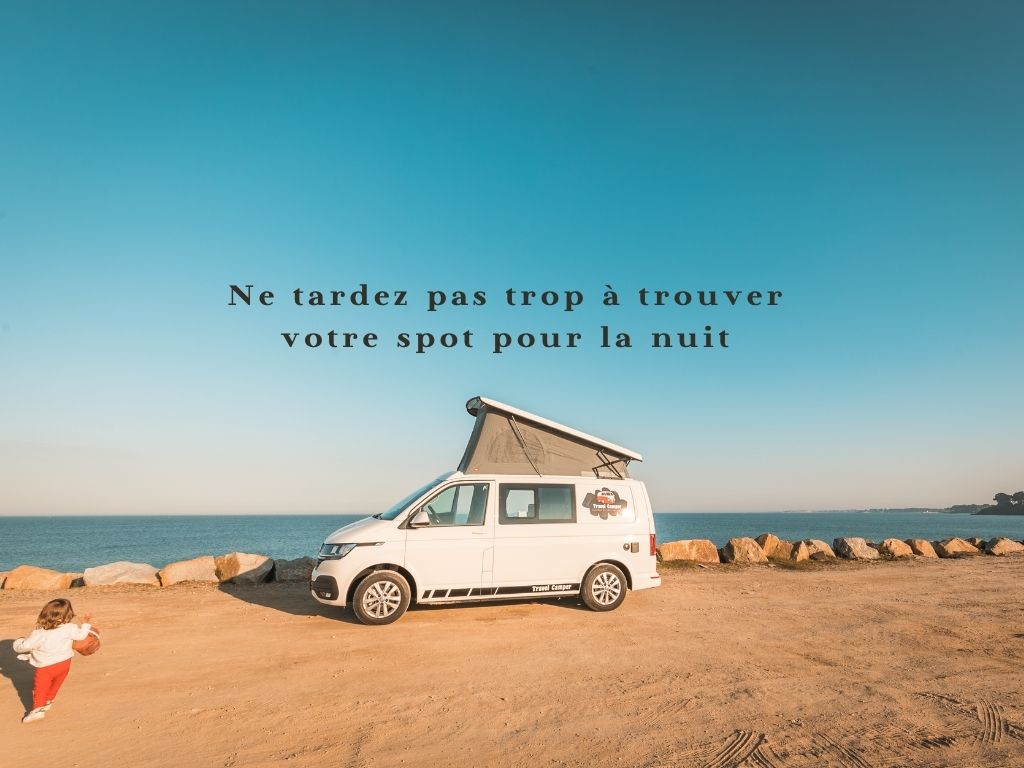 Peugeot traveller aménagé dormir camping vacances Bretagne quimper 29